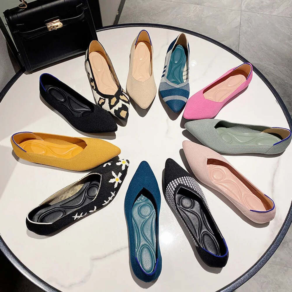 Pointed Toe Slip on Flats